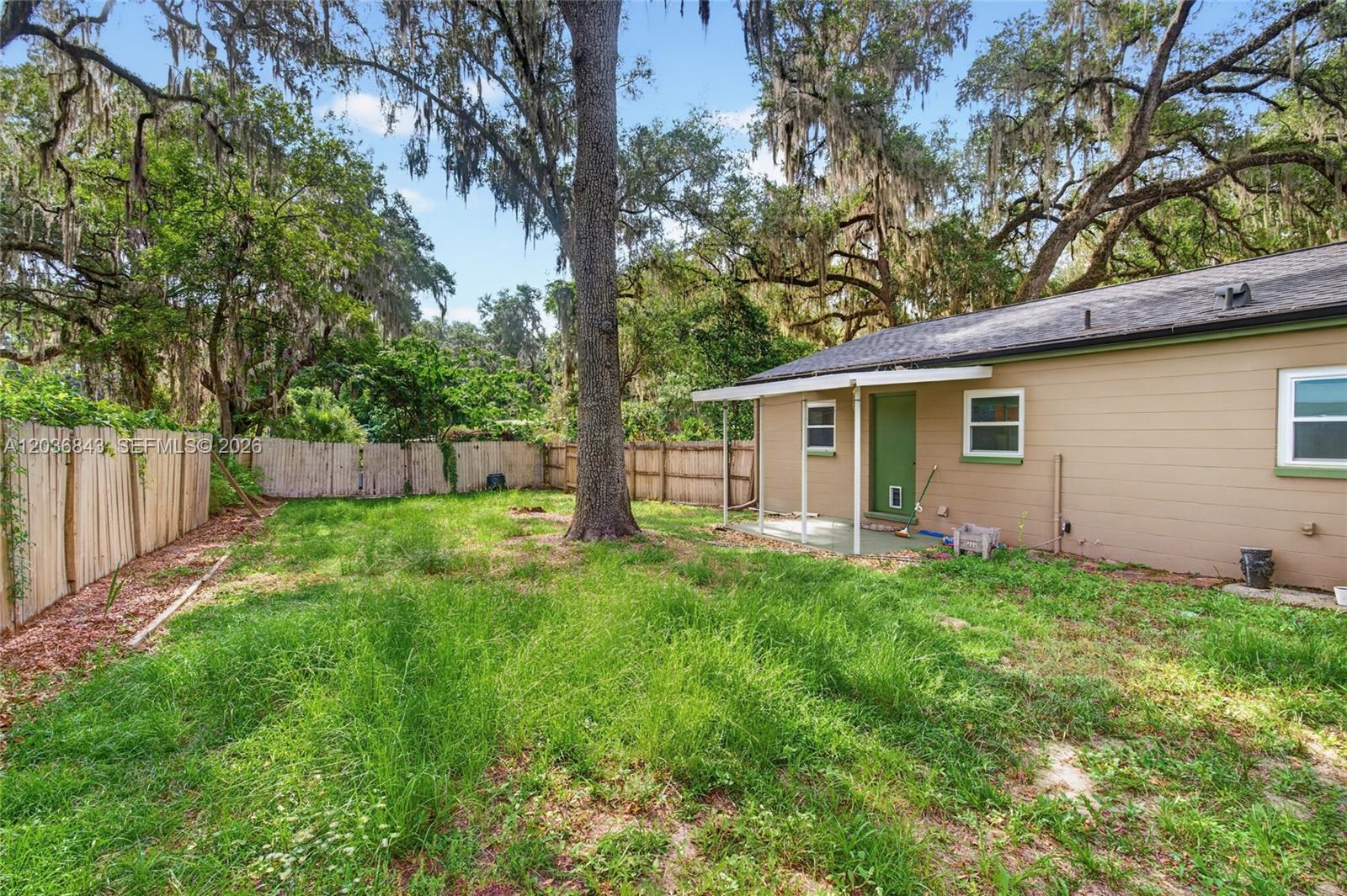 1944 Southwest 48th Avenue Gainesville, FL 32608 - Photo 41 of 43