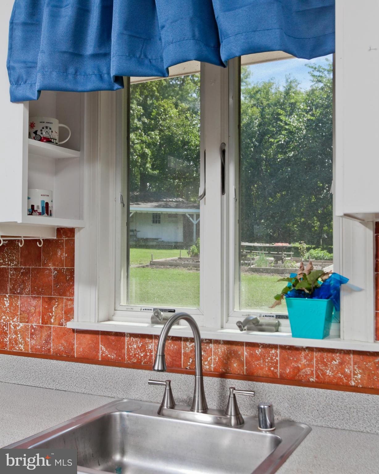 6630 Sundown Road Gaithersburg, MD 20882 - Photo 5 of 30 Kitchen