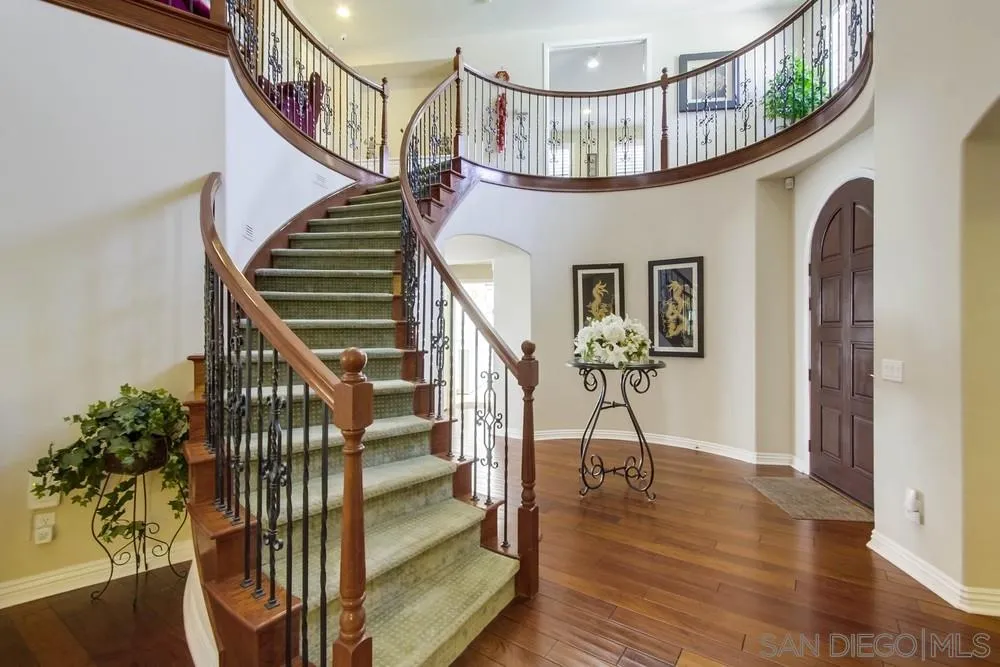 1677 Docena Road Carlsbad, CA 92011 - Photo 13 of 25 Gallery Image 13