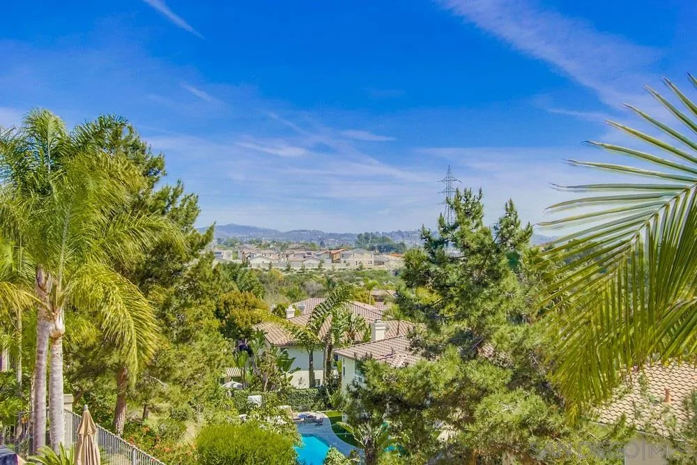 1677 Docena Road Carlsbad, CA 92011 - Photo 22 of 25 Gallery Image 22