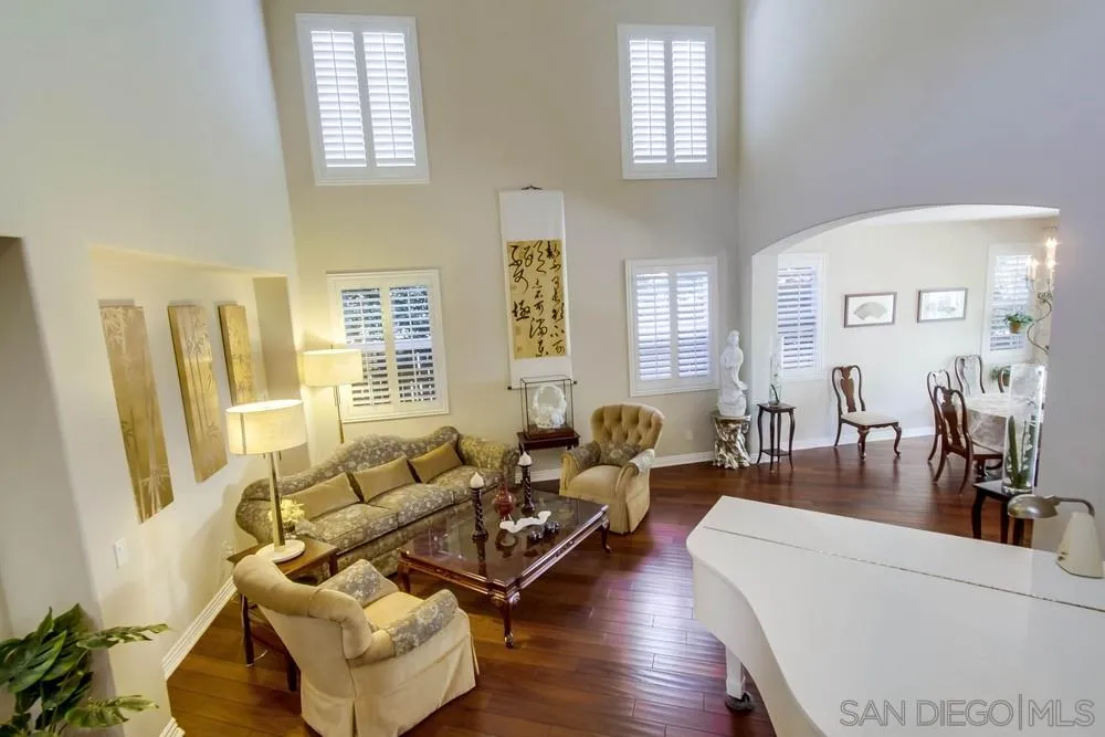 1677 Docena Road Carlsbad, CA 92011 - Photo 3 of 25 Gallery Image 3