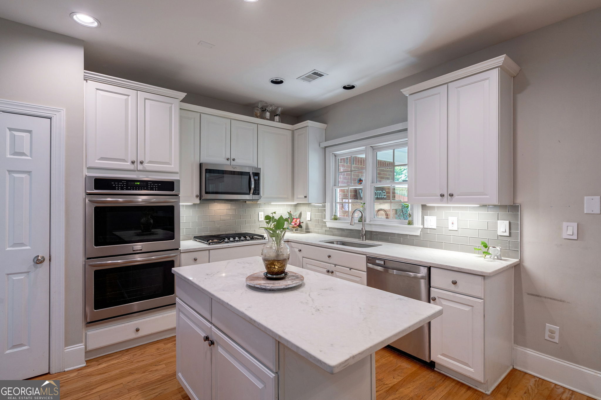 1778 Emory Ridge Drive Northeast Atlanta, GA 30329 - Photo 10 of 28 Gallery Image 10