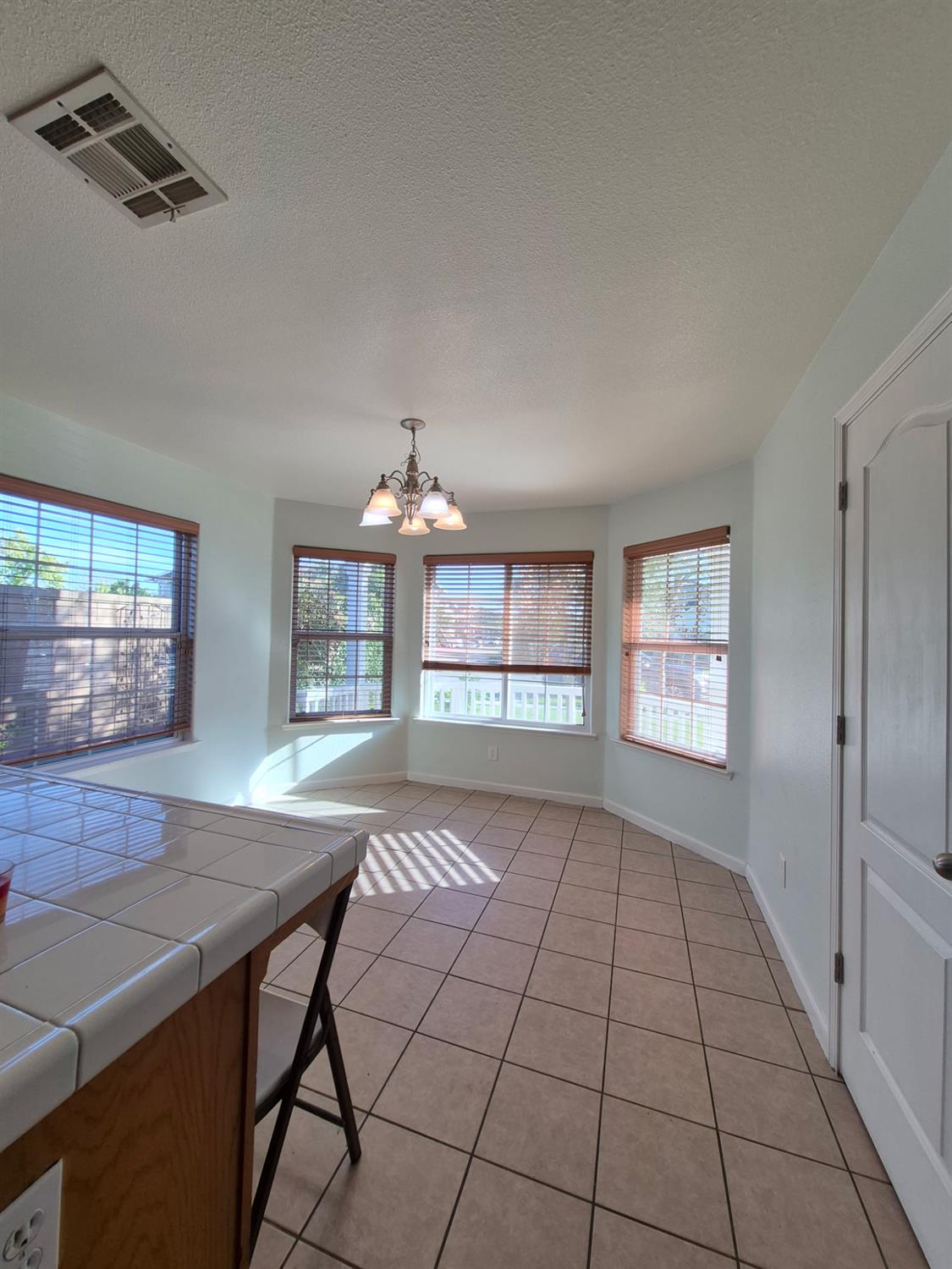 440 East Stanley Avenue Reedley, CA 93654 - Photo 11 of 29 Gallery Image 11