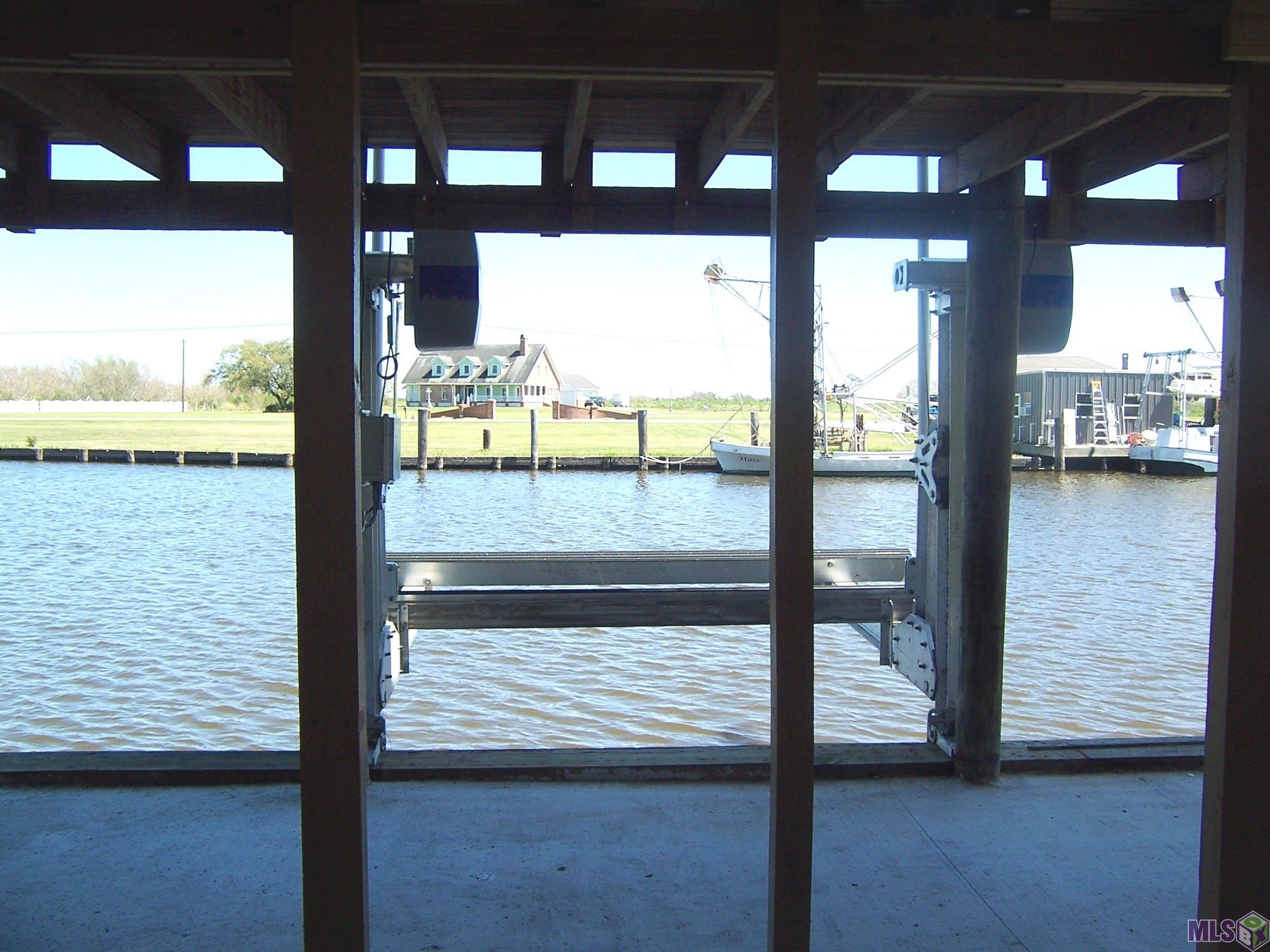 6113 Shrimpers Row Dulac, LA 70363 - Photo 20 of 29