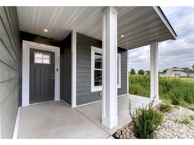 $495,000 | 117 Maple Court, Cannon Falls, MN 55009