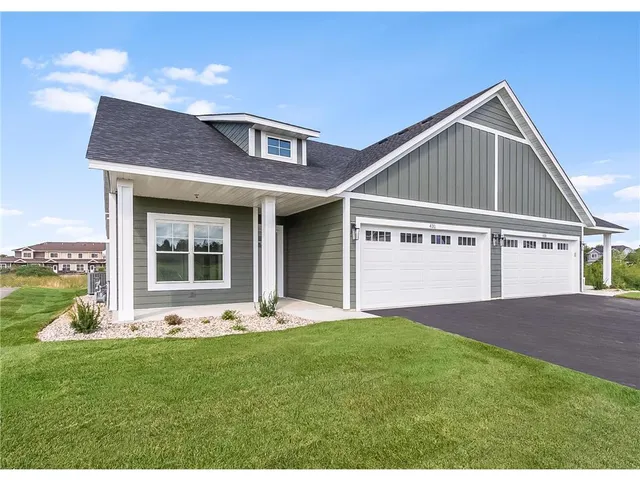 $495,000 | 117 Maple Court, Cannon Falls, MN 55009