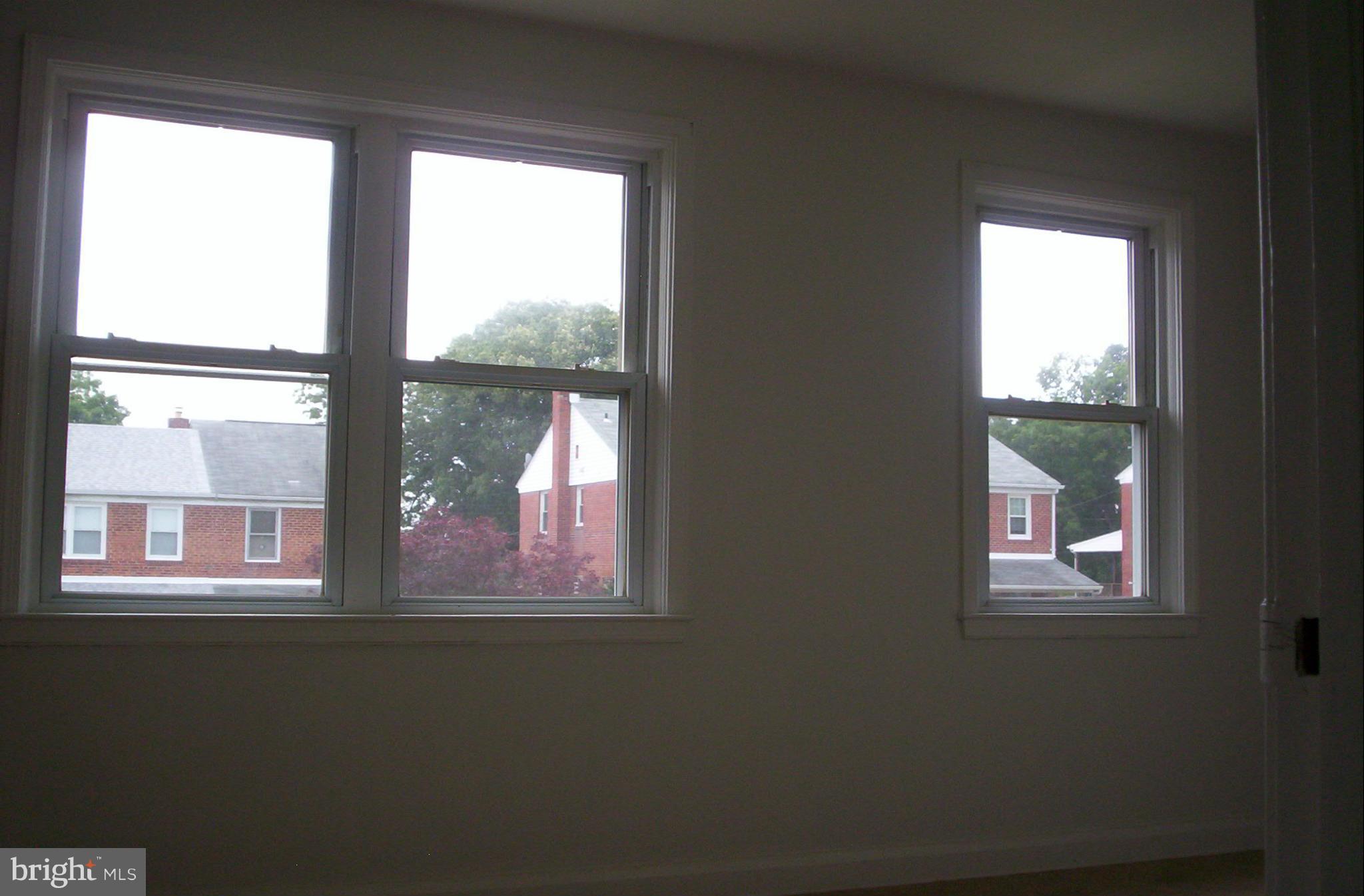 562 Welbrook Road Baltimore, MD 21221 - Photo 22 of 30 Bath (Master)