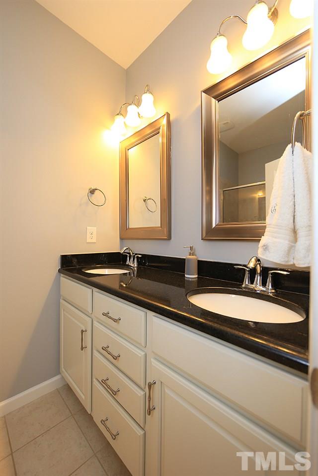 1525 Crafton Way Raleigh, NC 27607 - Photo 11 of 22
