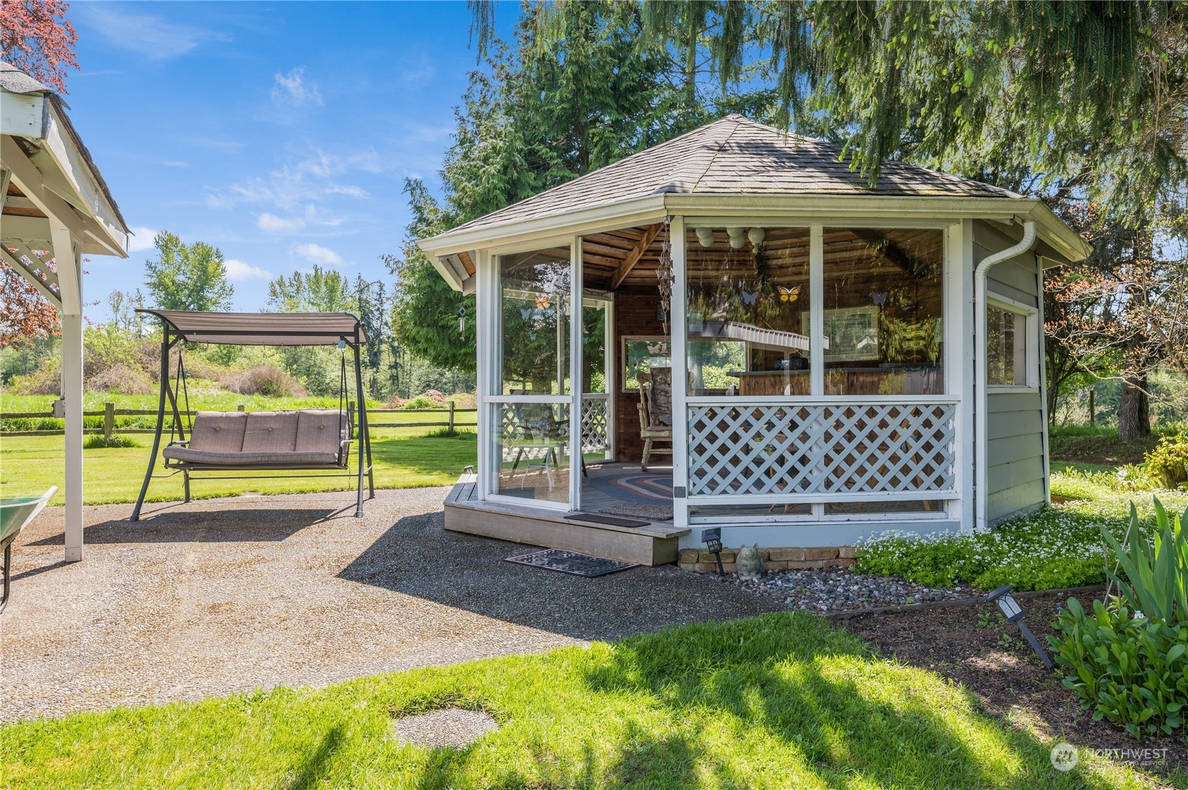 21040 Starbird Road Mount Vernon, WA 98274 - Photo 20 of 38 Gallery Image 20