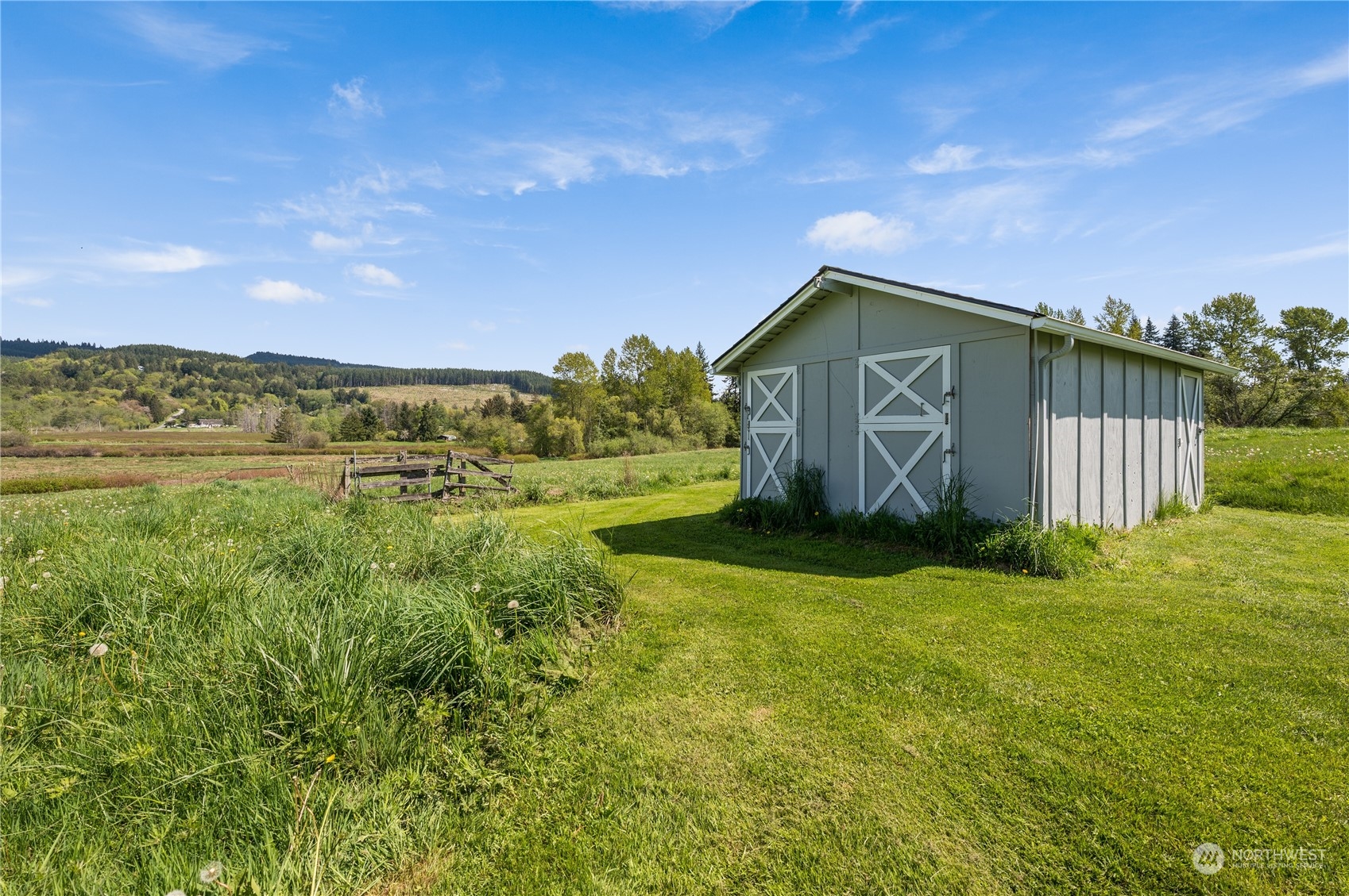 21040 Starbird Road Mount Vernon, WA 98274 - Photo 25 of 38 Gallery Image 25