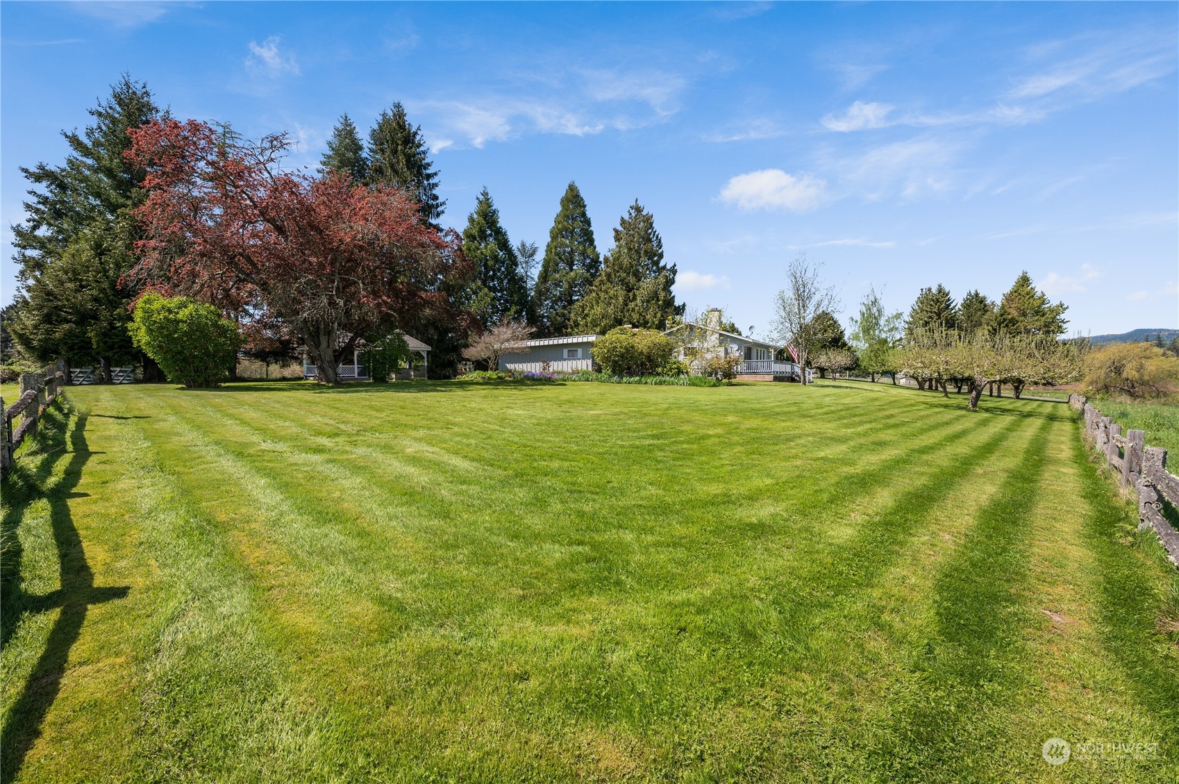 21040 Starbird Road Mount Vernon, WA 98274 - Photo 27 of 38 Gallery Image 27