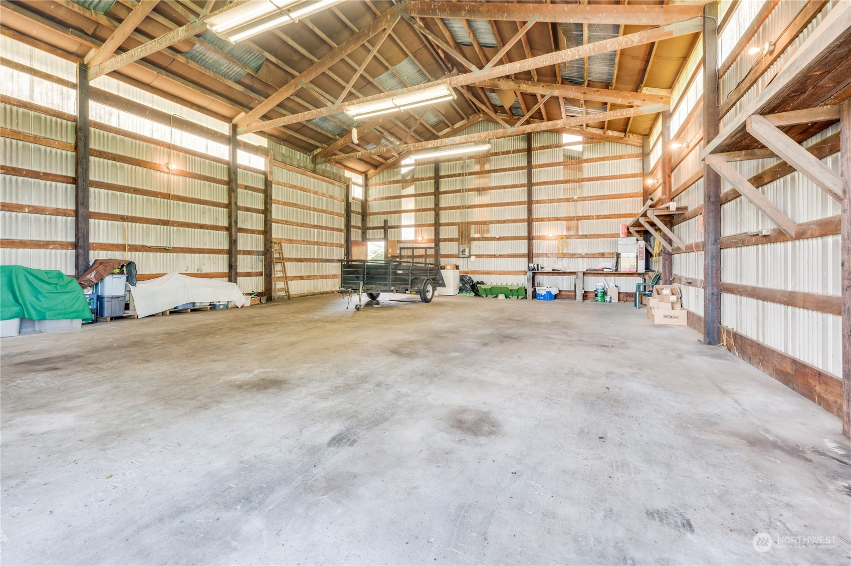 21040 Starbird Road Mount Vernon, WA 98274 - Photo 10 of 38 Gallery Image 10