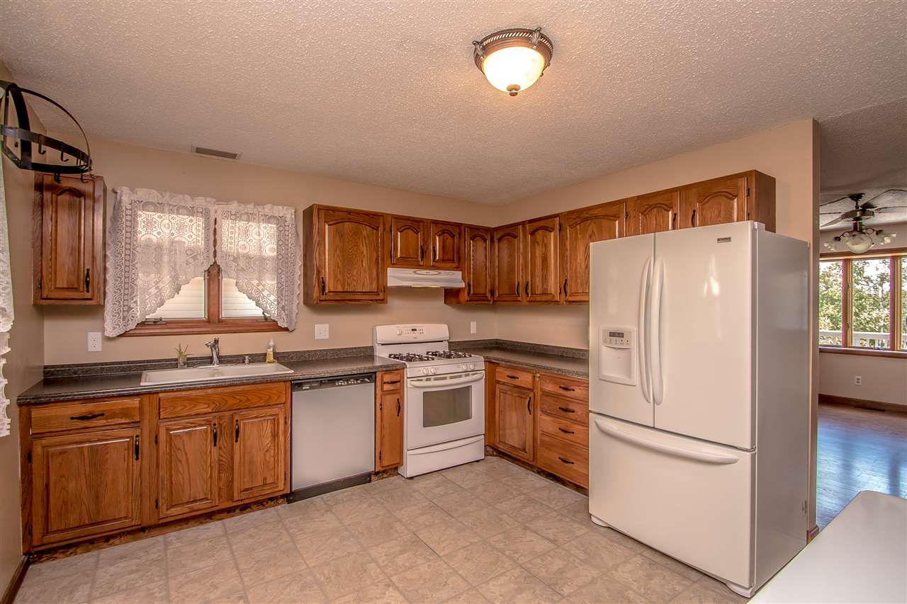 1207 Green Hill Road Conway, NH 03813 - Photo 2 of 18