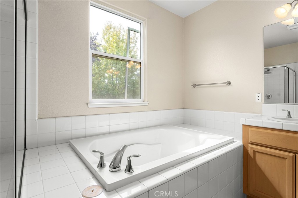 2135 Jacob Street Gridley, CA 95948 - Photo 30 of 50 a bath tub sitting next to a window