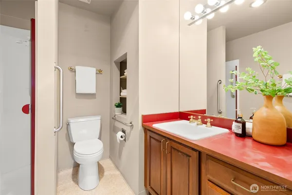 $559,000 | 330 Grow Avenue Northwest, Unit C3, Bainbridge Island, WA 98110