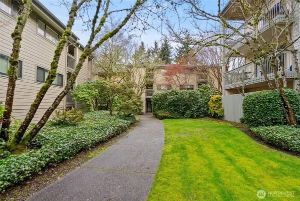 $559,000 | 330 Grow Avenue Northwest, Unit C3, Bainbridge Island, WA 98110