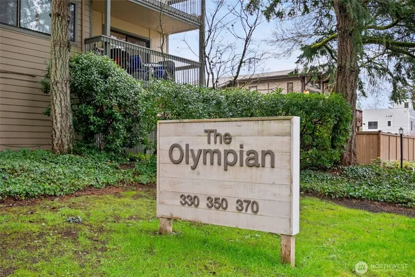 $559,000 | 330 Grow Avenue Northwest, Unit C3, Bainbridge Island, WA 98110