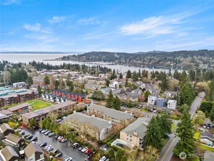 $524,000 | 330 Grow Avenue Northwest, Unit C3, Bainbridge Island, WA 98110