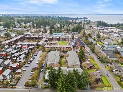 $524,000 | 330 Grow Avenue Northwest, Unit C3, Bainbridge Island, WA 98110