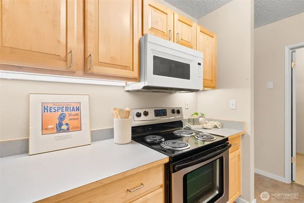 $559,000 | 330 Grow Avenue Northwest, Unit C3, Bainbridge Island, WA 98110