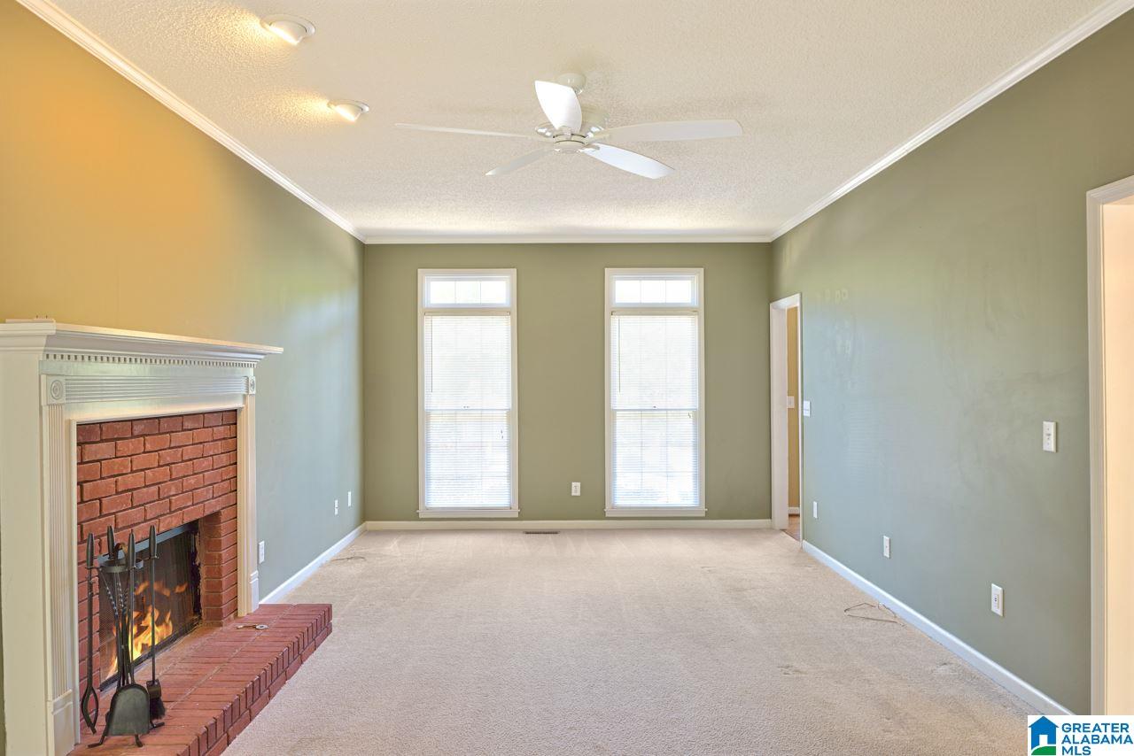 104 Grande View Circle Alabaster, AL 35114 - Photo 4 of 33