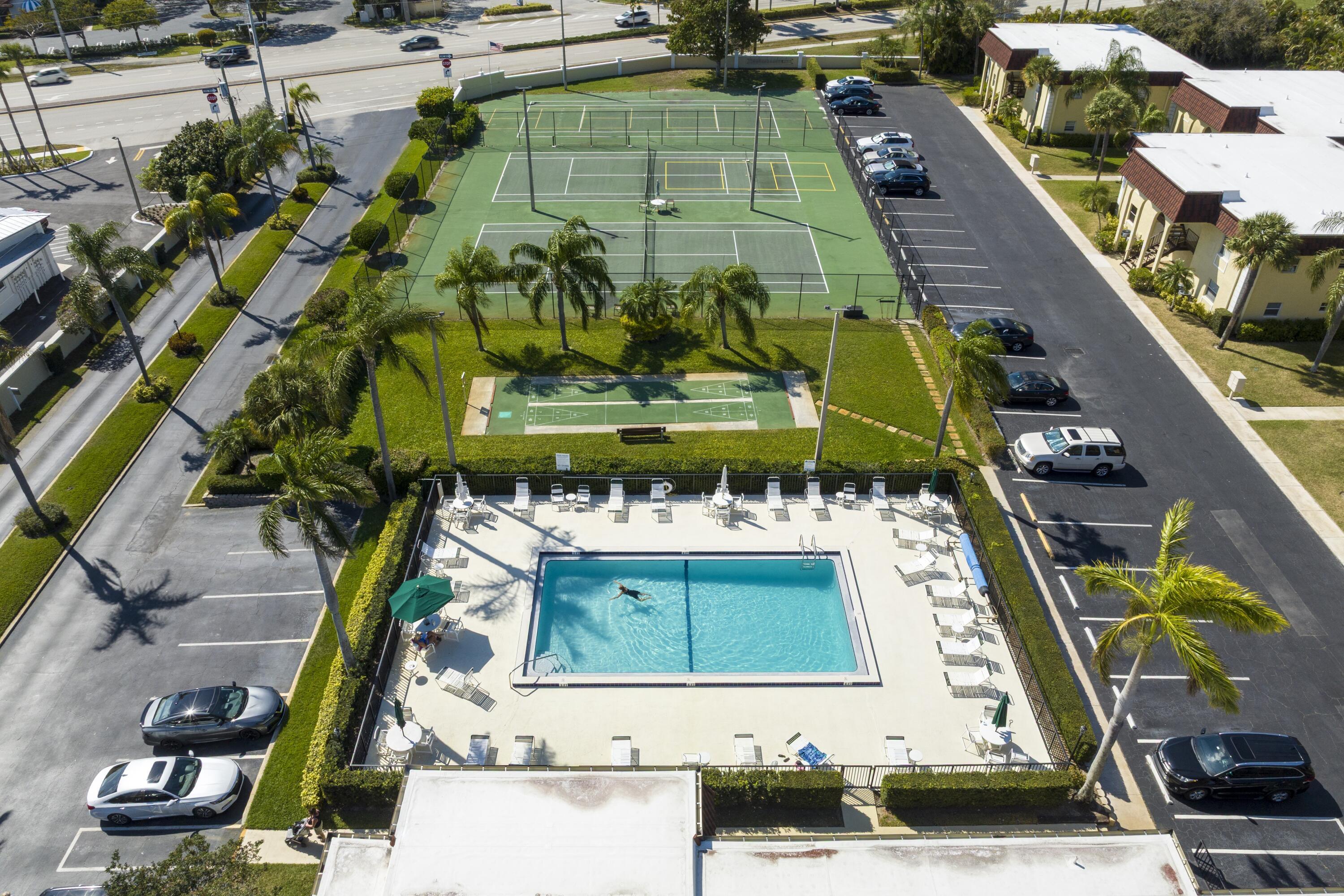 717 Highway 1, Unit 408 Jupiter, FL 33477 - Photo 25 of 26 Heated Pool