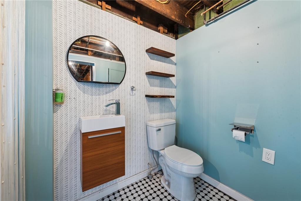 4207 Post Street Pittsburgh, PA 15201 - Photo 29 of 36 Gallery Image 29