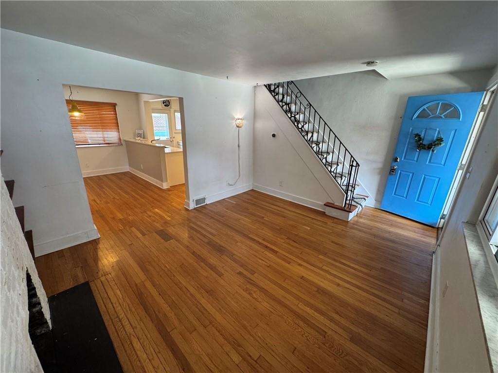 4207 Post Street Pittsburgh, PA 15201 - Photo 7 of 36 Gallery Image 7