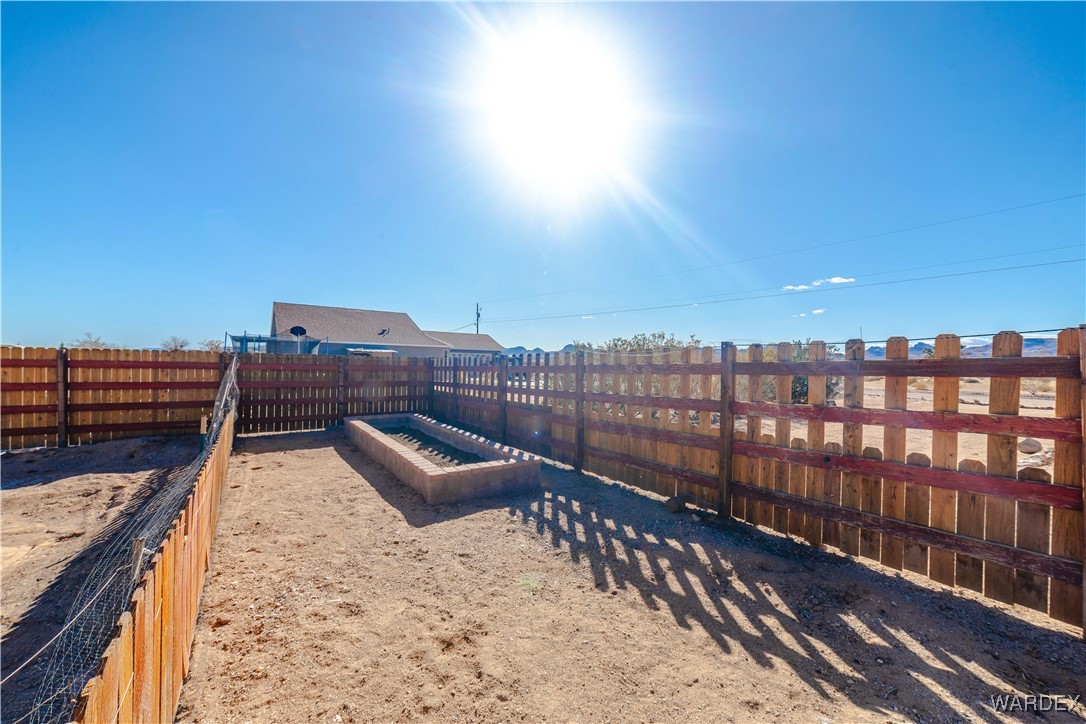 4246 Canelo Road Golden Valley, AZ 86413 - Photo 15 of 54 a view of city with balcony