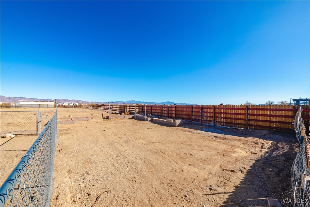 4246 Canelo Road Golden Valley, AZ 86413 - Photo 16 of 54 a view of roof with wooden floor