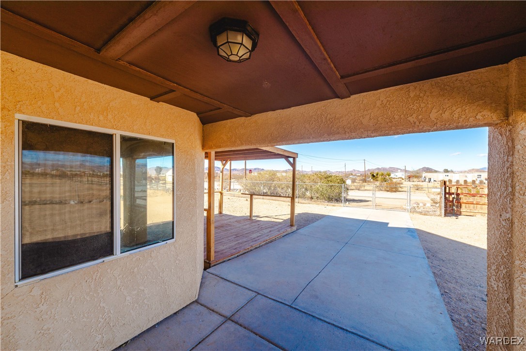 4246 Canelo Road Golden Valley, AZ 86413 - Photo 9 of 54 a view of an outdoor space and a window