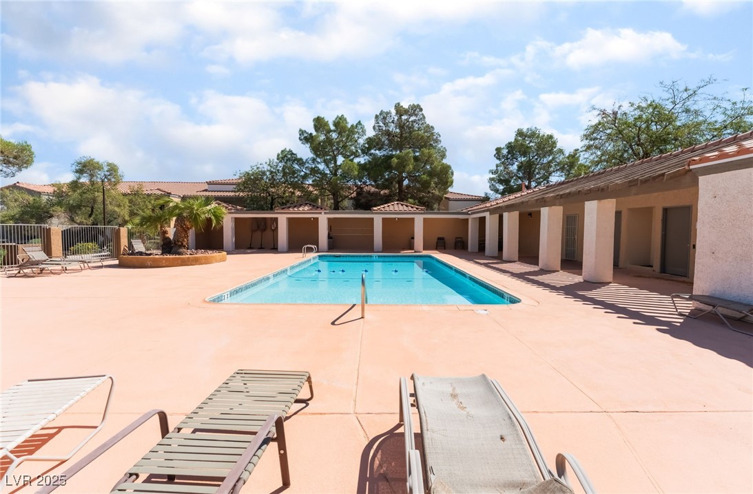 3151 North Soaring Gulls Drive, Unit 2096 Las Vegas, NV 89128 - Photo 31 of 36