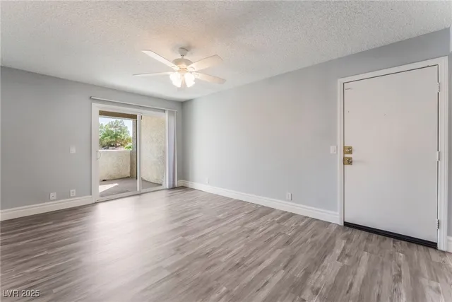$1,500 | 3151 North Soaring Gulls Drive, Unit 2096, Las Vegas, NV 89128