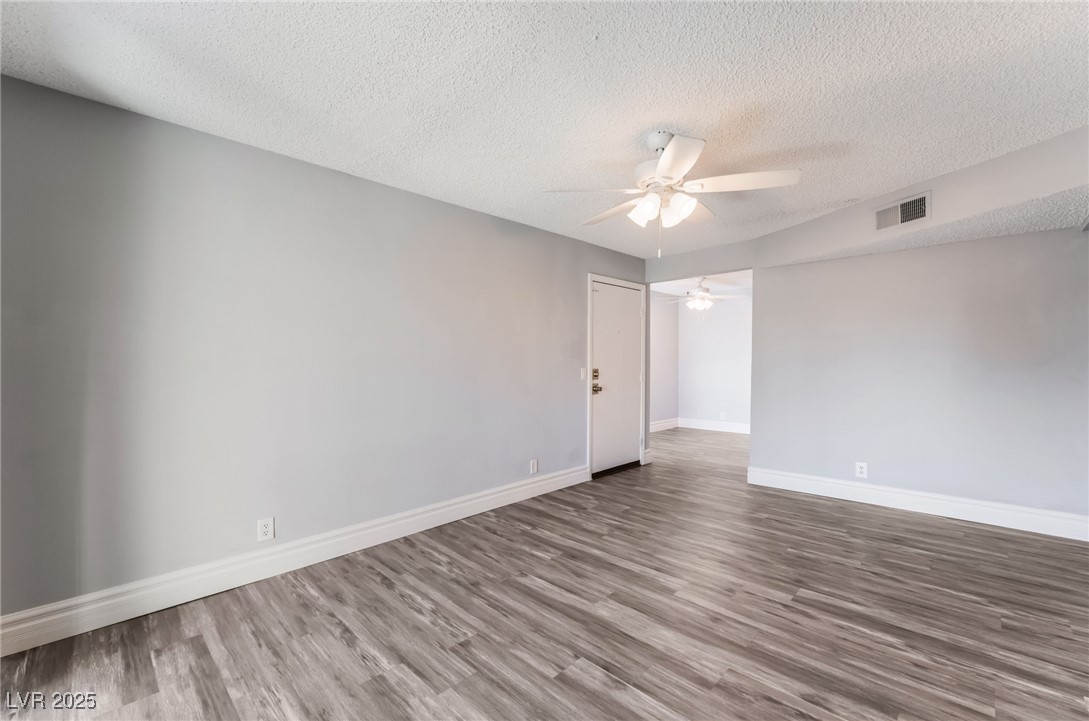 3151 North Soaring Gulls Drive, Unit 2096 Las Vegas, NV 89128 - Photo 8 of 36
