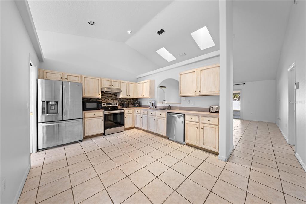 2708 Kayak Court St. Cloud, FL 34772 - Photo 35 of 56