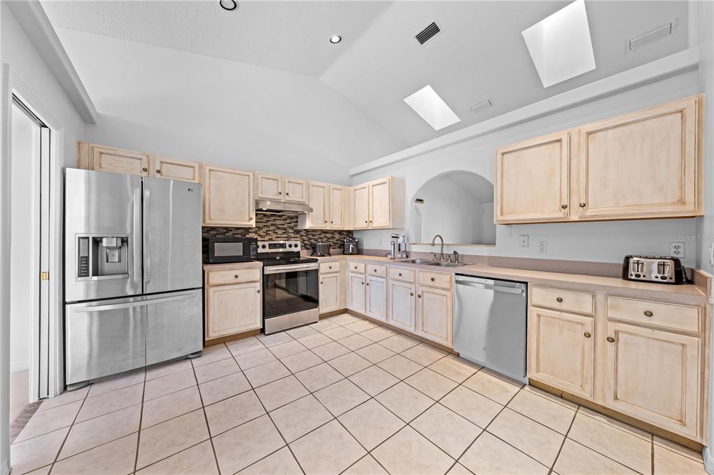 2708 Kayak Court St. Cloud, FL 34772 - Photo 36 of 56