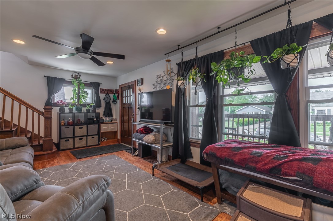 1441 Mayfield Ridge Road Cleveland, OH 44124 - Photo 9 of 17