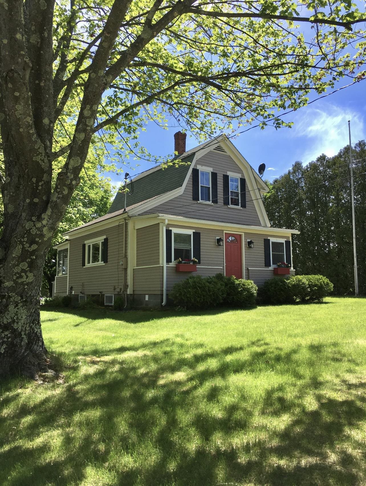 12 North River Road, Milford, NH 03055 Compass