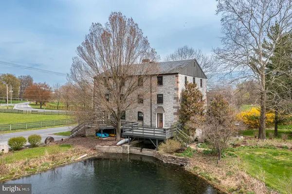 $895,000 | 475 Snavely Mill Road, Lititz, PA 17543