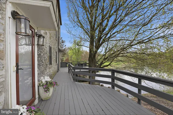 $895,000 | 475 Snavely Mill Road, Lititz, PA 17543