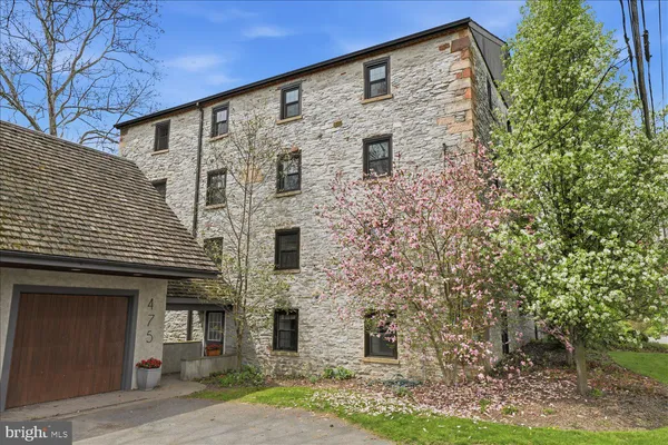 $895,000 | 475 Snavely Mill Road, Lititz, PA 17543