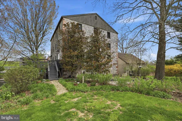 $895,000 | 475 Snavely Mill Road, Lititz, PA 17543