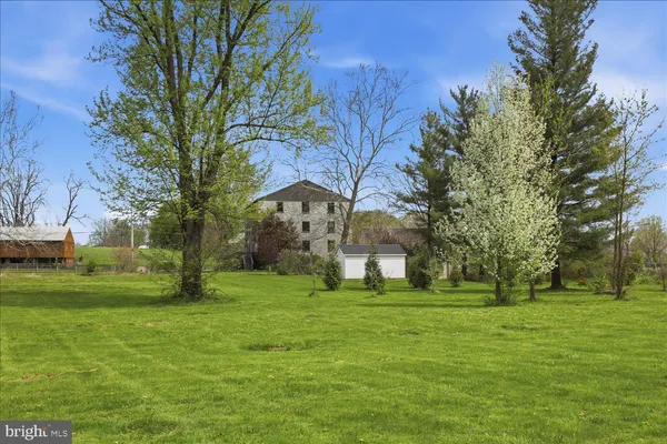$895,000 | 475 Snavely Mill Road, Lititz, PA 17543