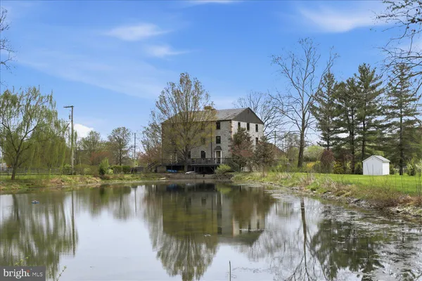 $895,000 | 475 Snavely Mill Road, Lititz, PA 17543