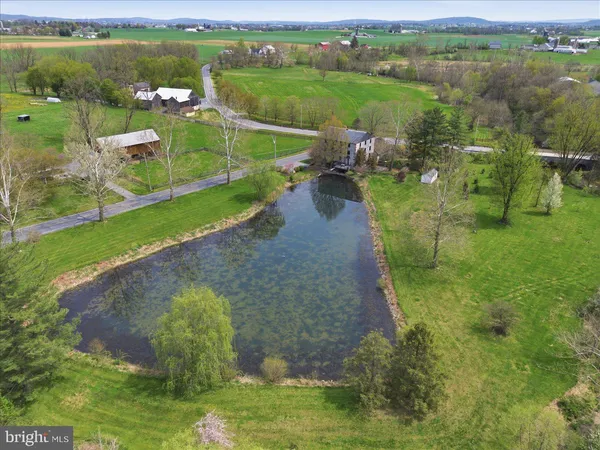 $895,000 | 475 Snavely Mill Road, Lititz, PA 17543