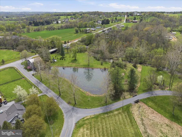$895,000 | 475 Snavely Mill Road, Lititz, PA 17543