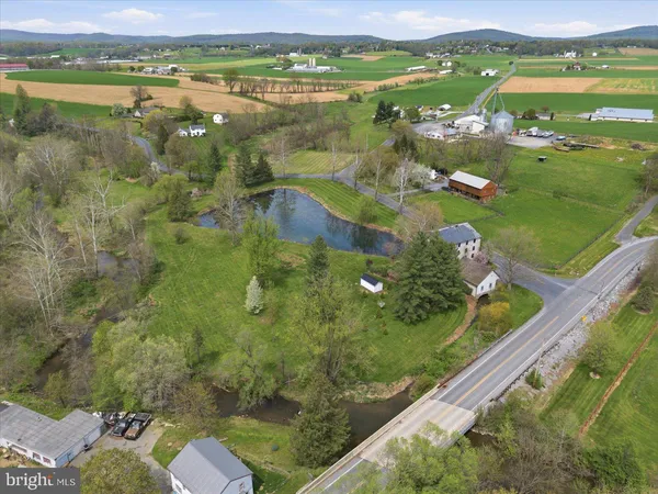$895,000 | 475 Snavely Mill Road, Lititz, PA 17543