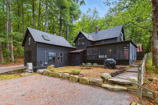 $925,000 | 45 Crittenden Road, Bradford, NH 03221