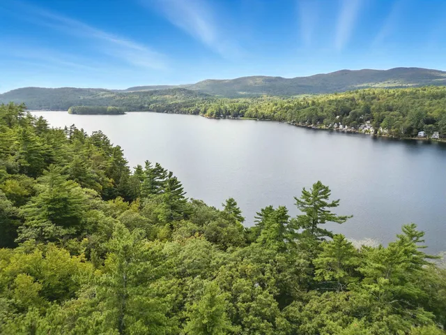 $925,000 | 45 Crittenden Road, Bradford, NH 03221