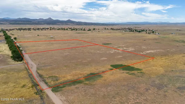 $200,000 | 26000 North Champagne Lane, Paulden, AZ 86334